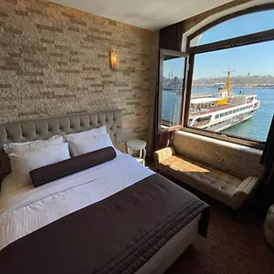 Hotel Weingart Port Seaside, Istanboel